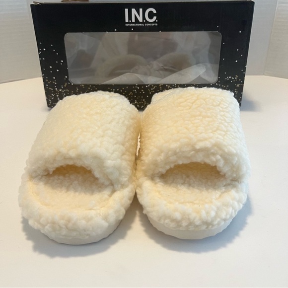 Sherling Ivory Slide open Toe Size 7 Slipper - Picture 5 of 7